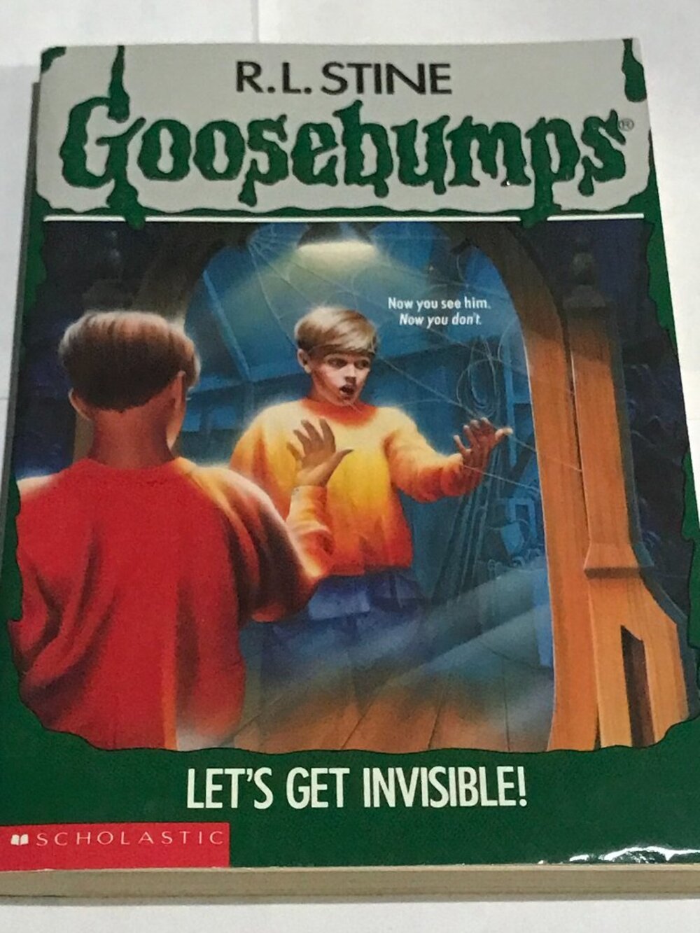 Let's Get Invisible Goosebumps #6 R L Stine Book 1st Scholastic Printing 1993